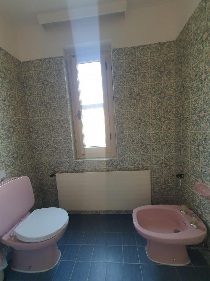 Golden Hill - Big Rooms With Kitchen And Garden Collina d'Oro Екстериор снимка